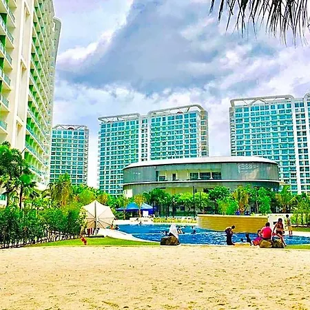 Azure C4 Beachpool Balcony Wifi Multiple Units
