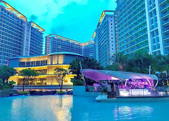 Azure C4 Beachpool Balcony Wifi Multiple Units Отель 4*