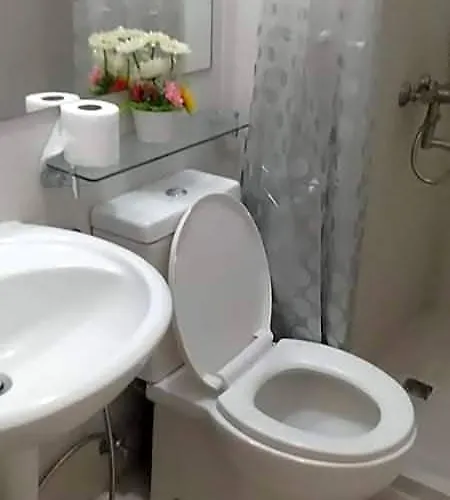Hotel Azure C4 Beachpool Balcony Wifi Multiple Units 4*