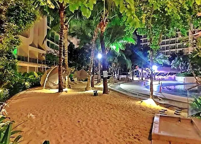 Azure C4 Beachpool Balcony Wifi Multiple Units 4* Манила